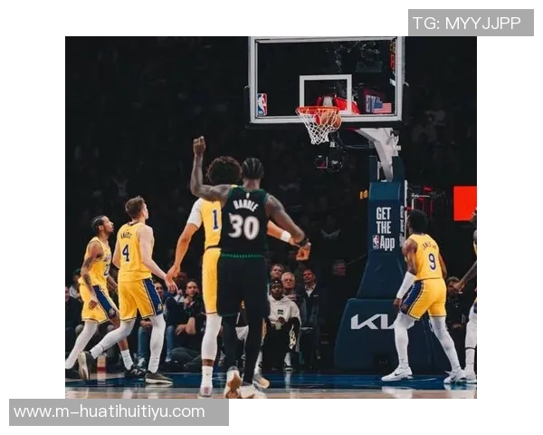 湖人季前赛遭遇连败Buha称训练氛围显著改变雷迪克表现愈加急躁