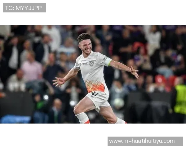 理查兹高度评价赖斯称其为当今足坛顶尖球员之一 理查兹高度评价赖斯称其为当今足坛顶尖球员之一