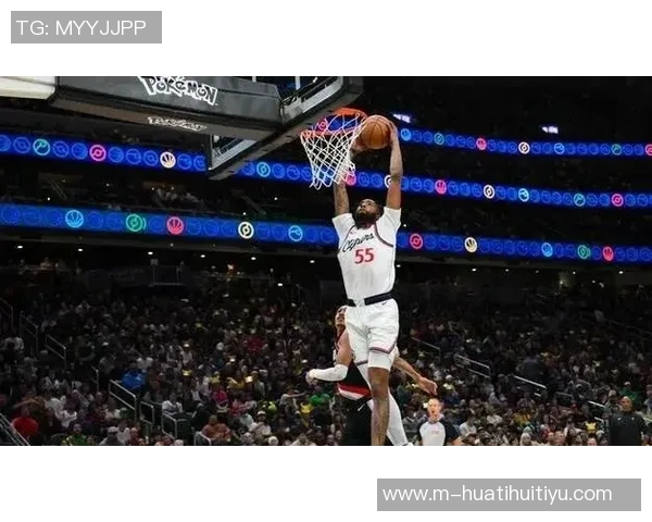 莱昂纳德状态低迷17投7中仅得18分5篮板正负值创赛季新低