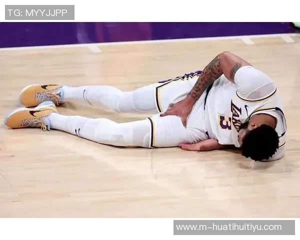 浓眉因伤缺阵六周阿里纳斯感叹球员小伤频发现象令人担忧